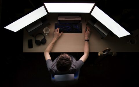 龙鱼、虎鱼、魟鱼：三大顶级观赏鱼，哪种最适合你？