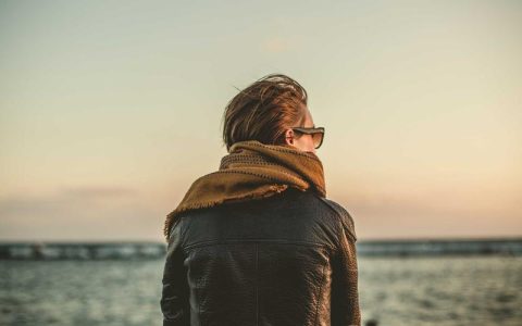 柴犬趾间炎怎么治疗？症状识别、病因分析和居家护理完整指南