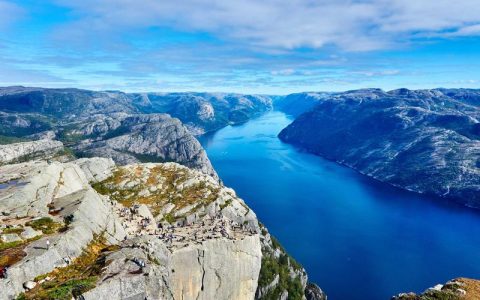 雪橇犬有哪几种？哈士奇、阿拉斯加与萨摩耶全面对比指南